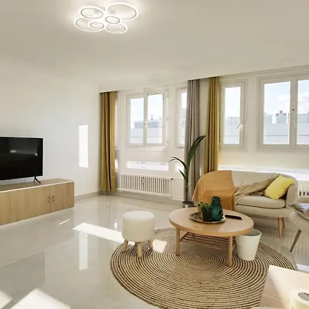 Apartment Modern 2-bed 80m2 With Elevator Free Parking N19-25
